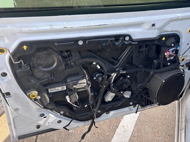 #24-•-2012-dodge-charger-image-10