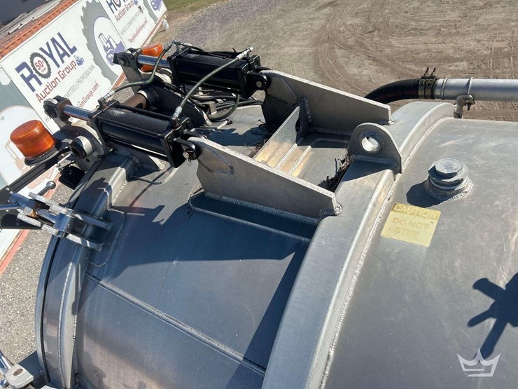 2018-international-workstar-7400-image-42