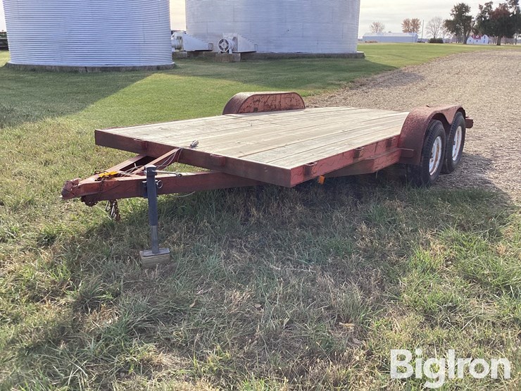 1993-maxwell-16'-t/a-trailer-image-1