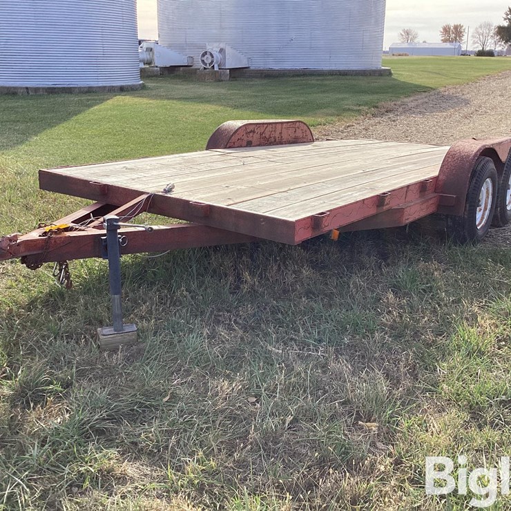 1993 Maxwell 16' T/A Trailer