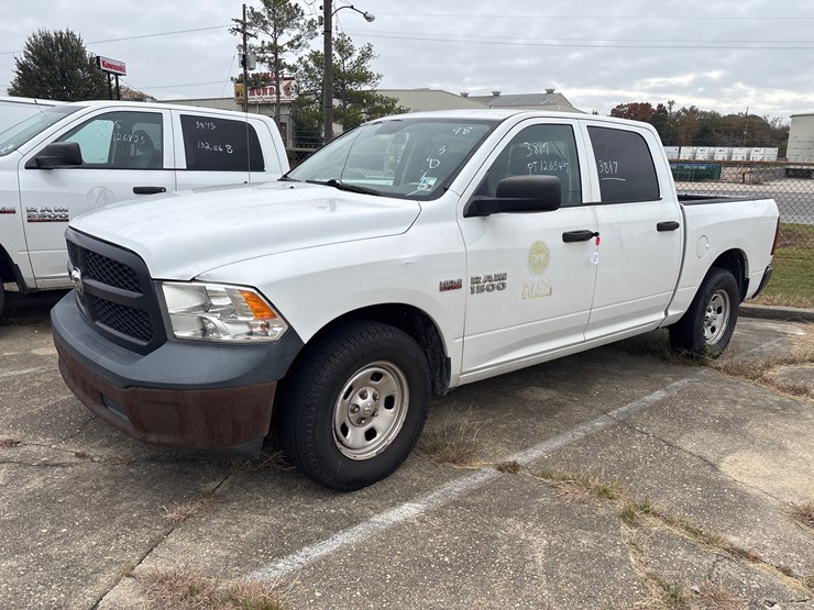 dodge-ram-1500-image-1