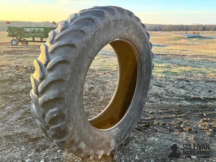 goodyear-dyna-torque-radial-18.4r42-tractor-tire-image-7