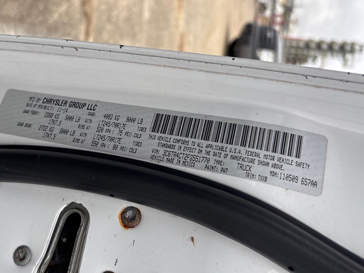 #97-•-2015-dodge-ram-crew-cab-image-11
