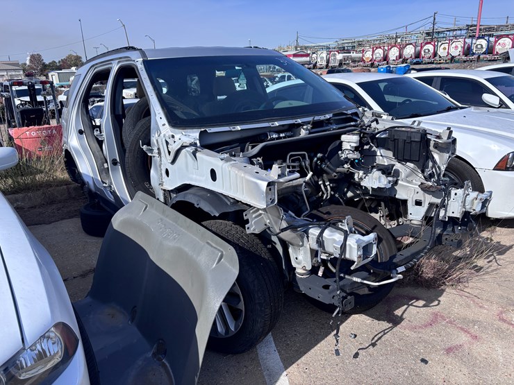 #34-•-2017-ford-interceptor-image-2