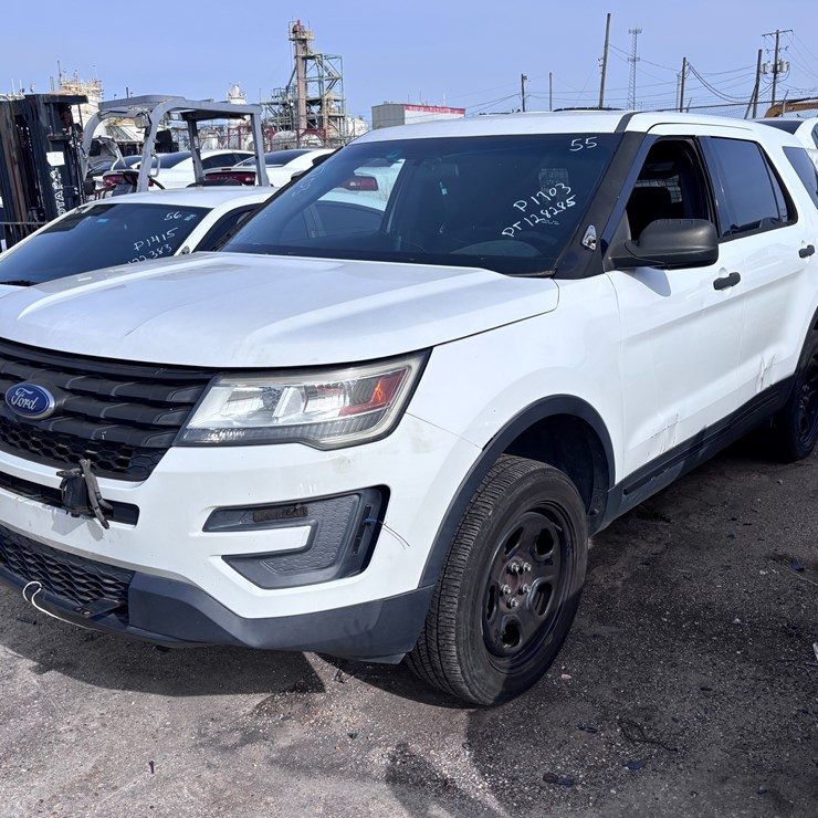 #55 • 2017 FORD INTERCEPTOR | NO KEYS