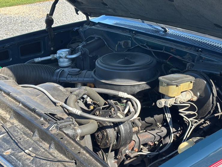#96-•-1984-chevrolet-silverado-pickup-truck-image-45
