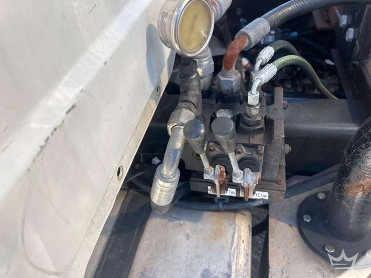 2018-international-workstar-7400-image-28