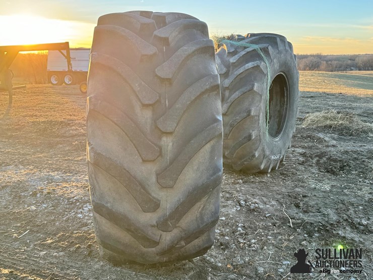 firestone-800/65r32-combine-tires-(bid-per-unit)-image-4