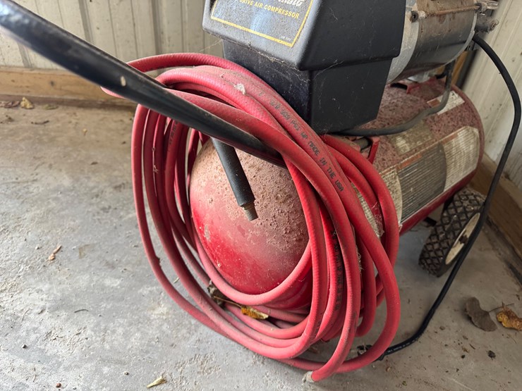 #7675-•-coleman-power-mate-air-compressor-image-9