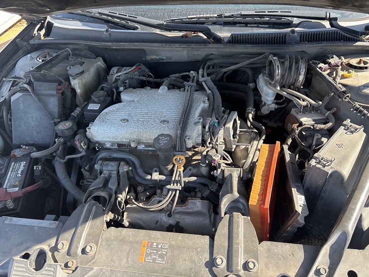 #6-•-2011-chevrolet-impala-image-12