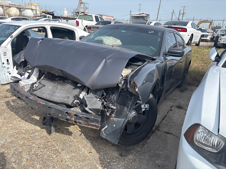 #60-•-2013-dodge-charger-image-2