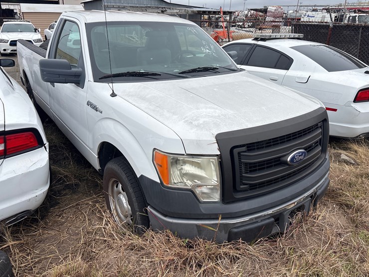 #94-•-2013-ford-image-2