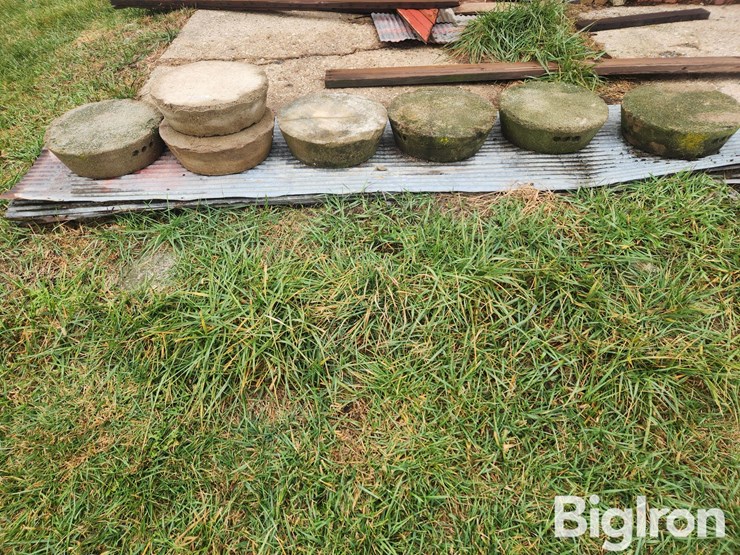 concrete-livestock-bowls-image-8