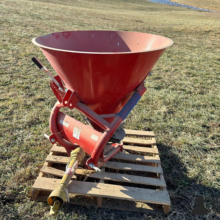 2022 Behlen Country 3-Pt Fertilizer Spreader