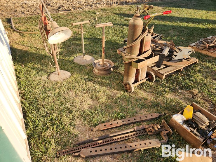 cutting-torch-image-3