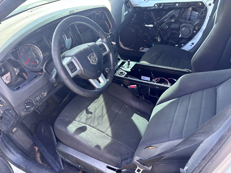 #26-•-2013-dodge-charger-image-6