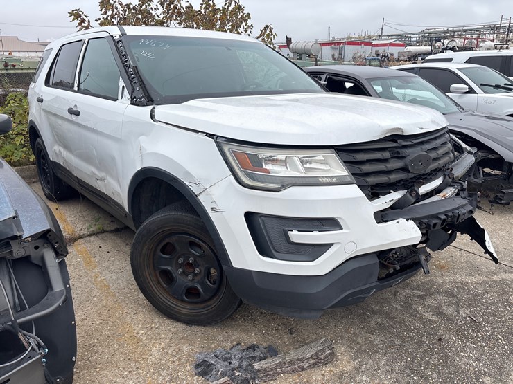 ford-explorer-image-2