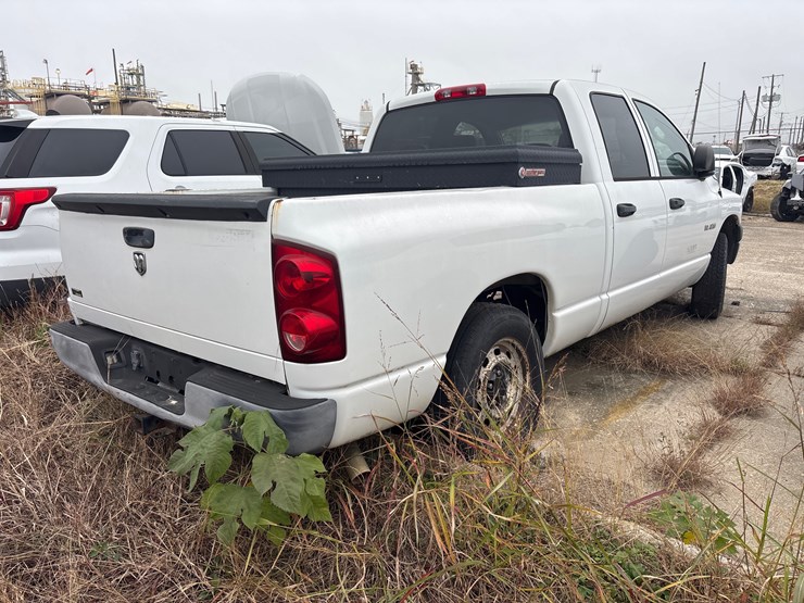 #77-•-2008-dodge-ram-image-3
