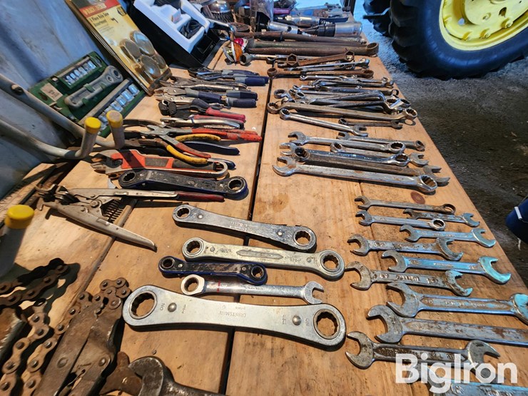 assorted-wrenches/hand-tools-image-17
