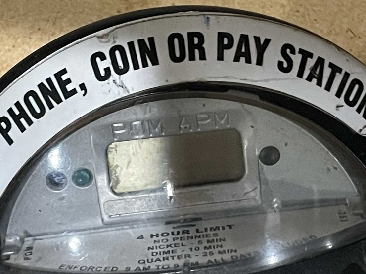 #12952-•-parking-meter-image-4