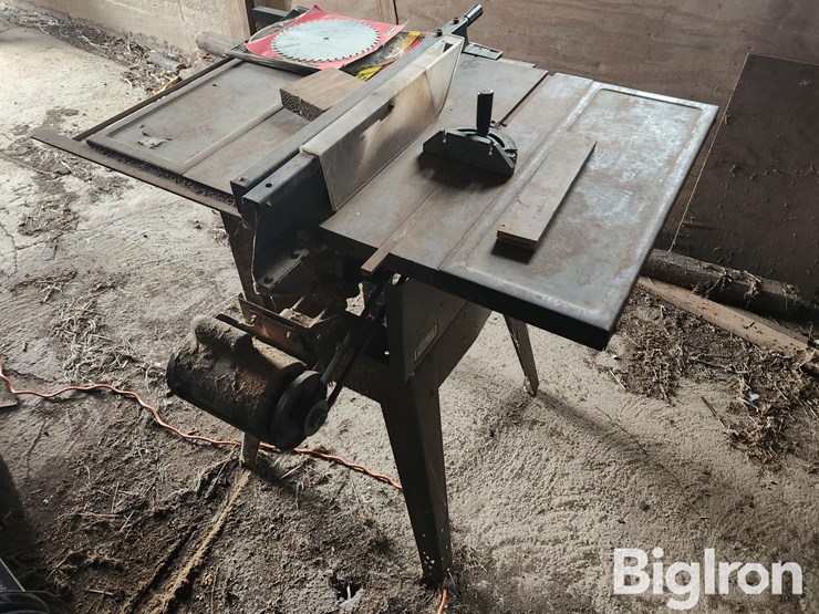 craftsman-10"-table-saw-image-3