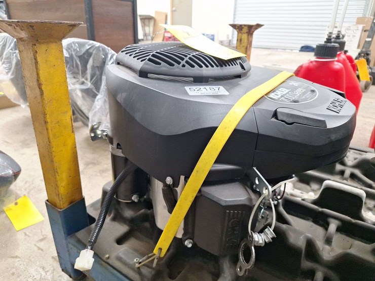 unused-vertical-shaft-kohler-7000-series-twin-cycle-24-hp-gas-engine-image-12