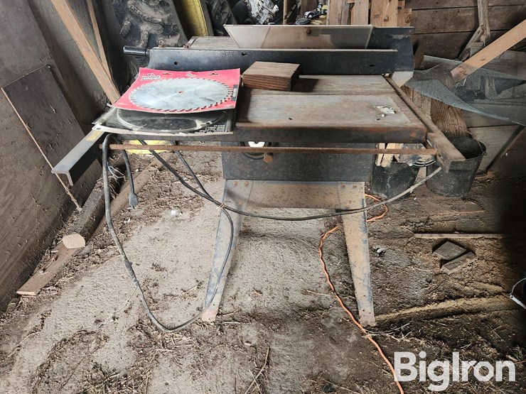 craftsman-10"-table-saw-image-6