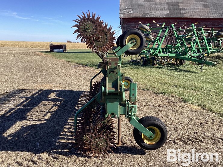 john-deere-400-image-4