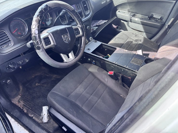 #56-•-2012-dodge-charger-image-6