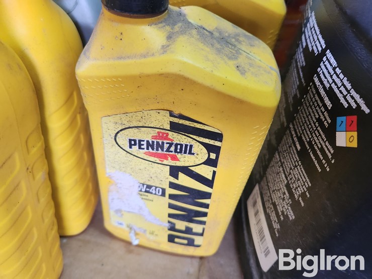 assorted-unopened-grease/filters-&-oil-image-16