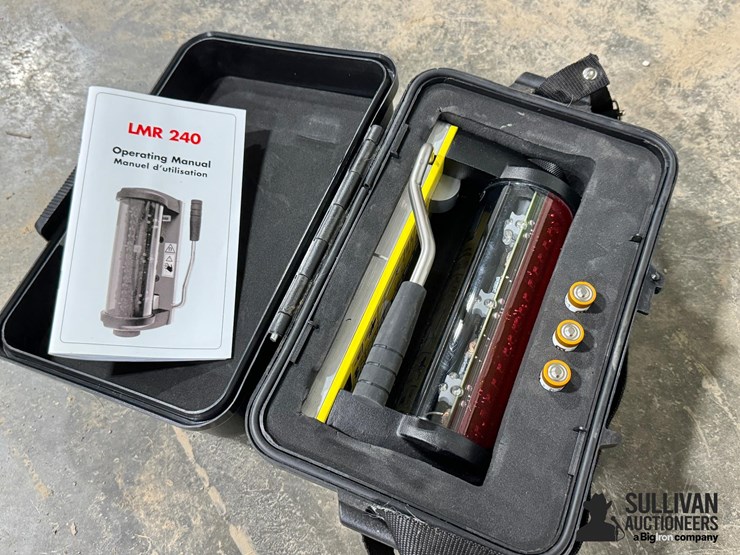 2022-leica-rugby-clh-clx300-rotating-laser-level-kit-w/-support-equipment-image-20