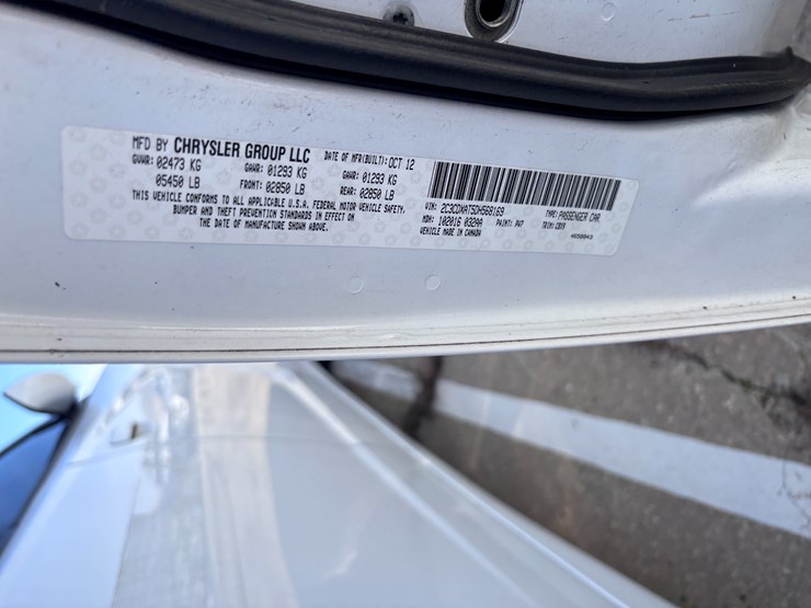 #10-•-2013-dodge-charger-image-11