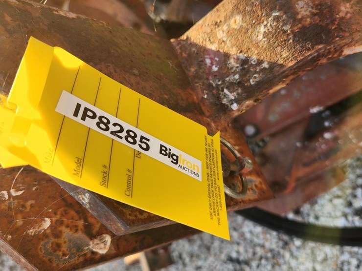 international-1300-image-17