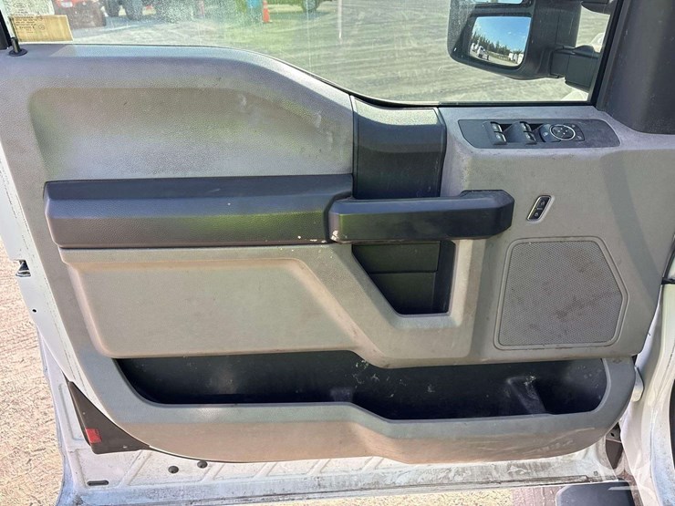 2017-auto-crane-5005eh-image-11