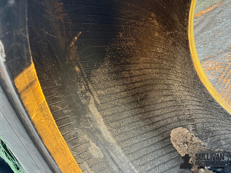 firestone-800/65r32-combine-tires-(bid-per-unit)-image-19