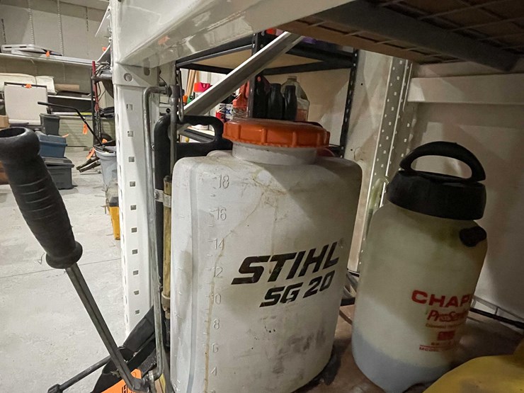 #12963-•-(2)-sprayers-image-1