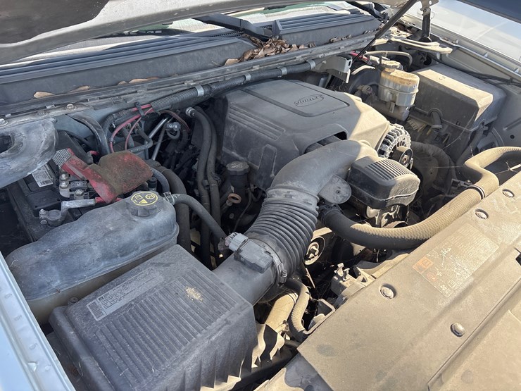 chevrolet-tahoe-image-14