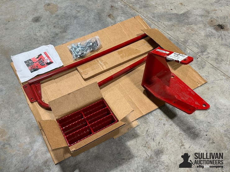 aftermarket-international-er-x19121-left-hand-step-kit-w/-handrail-image-3