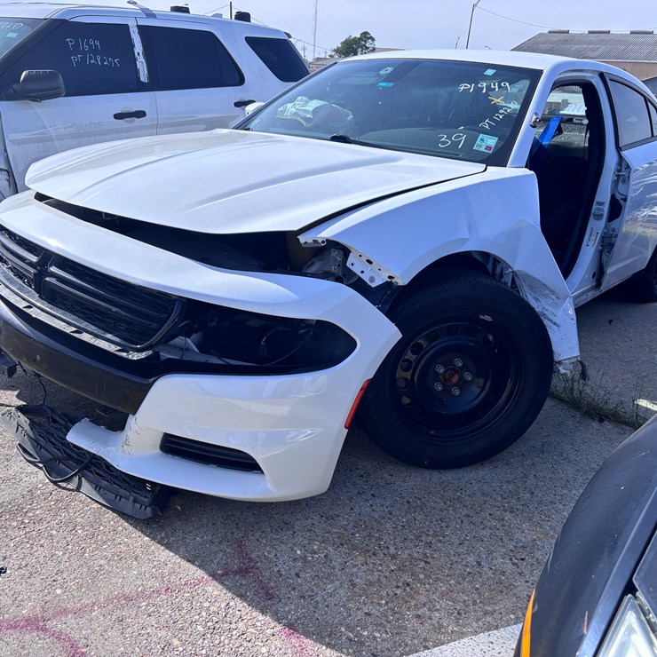 #39 • 2019 DODGE CHARGER