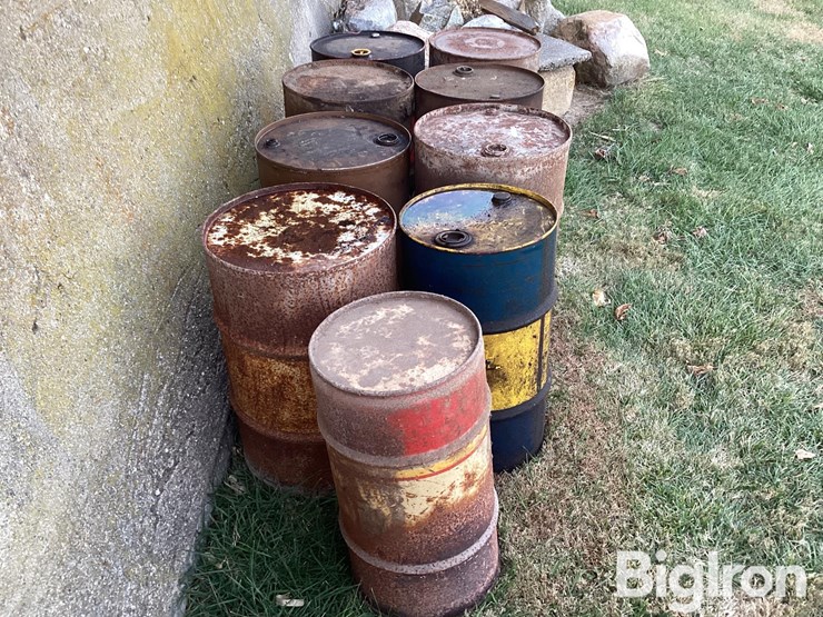 assorted-empty-oil-barrels-image-3