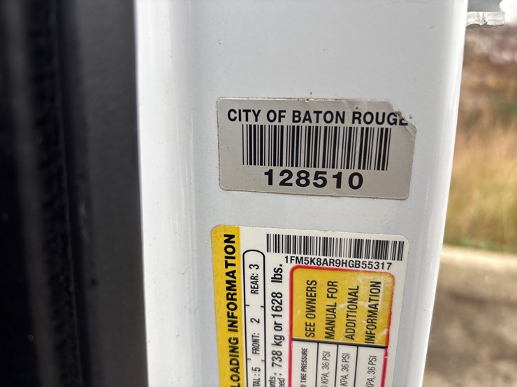 #88-•-2017-ford-interceptor-image-7