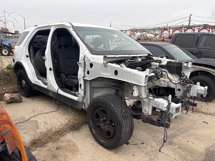 ford-explorer-image-2