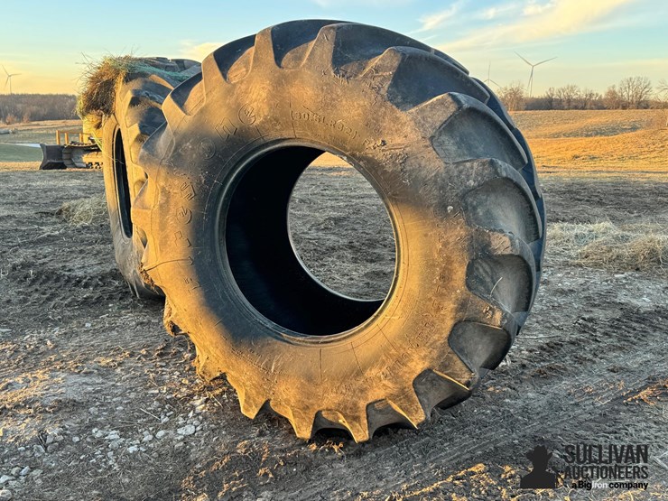 firestone-800/65r32-combine-tires-(bid-per-unit)-image-5