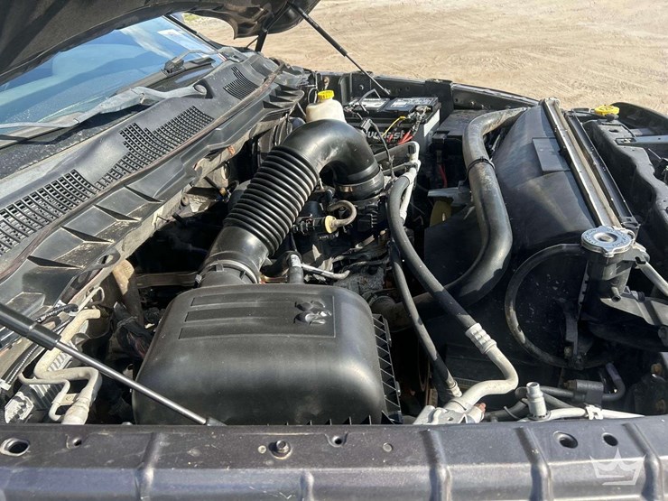 2014-dodge-1500-image-8