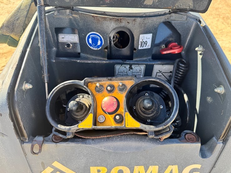 #30087-•-bomag-bpm8500-trench-compactor-image-11