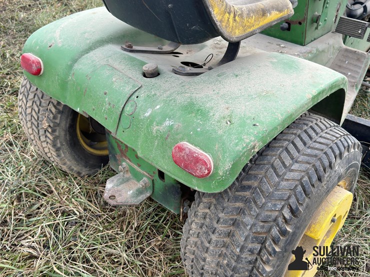 john-deere-140-image-17