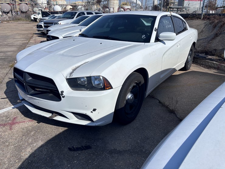 #8-•-2012-dodge-charger-image-1