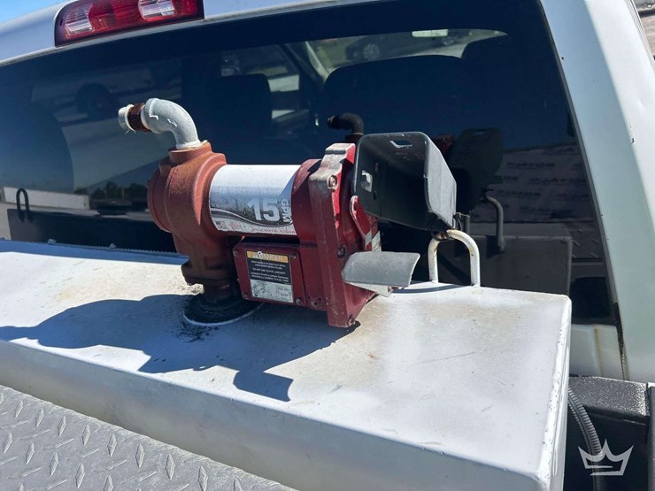 2011-dodge-ram-3500-image-18