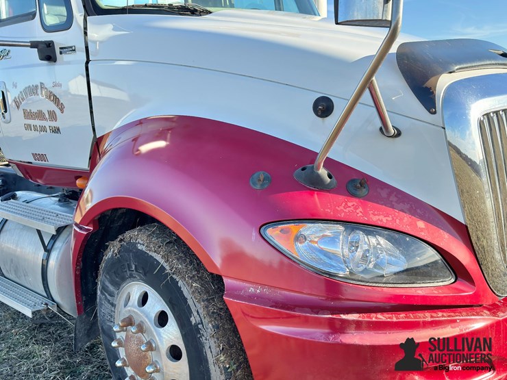 international-prostar-image-12