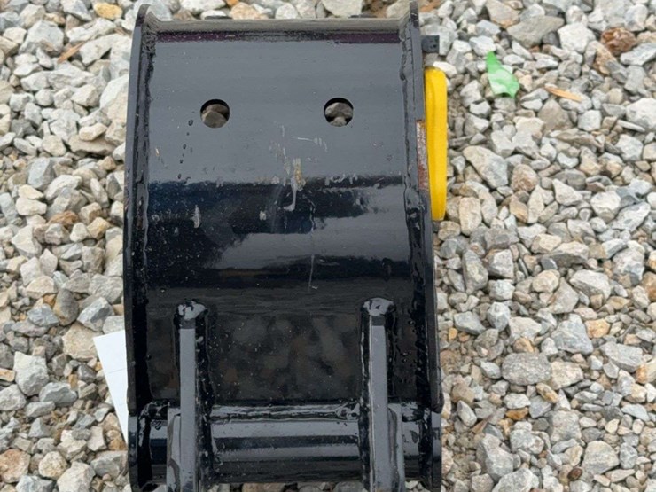 zjz-bucket-attachment-image-8